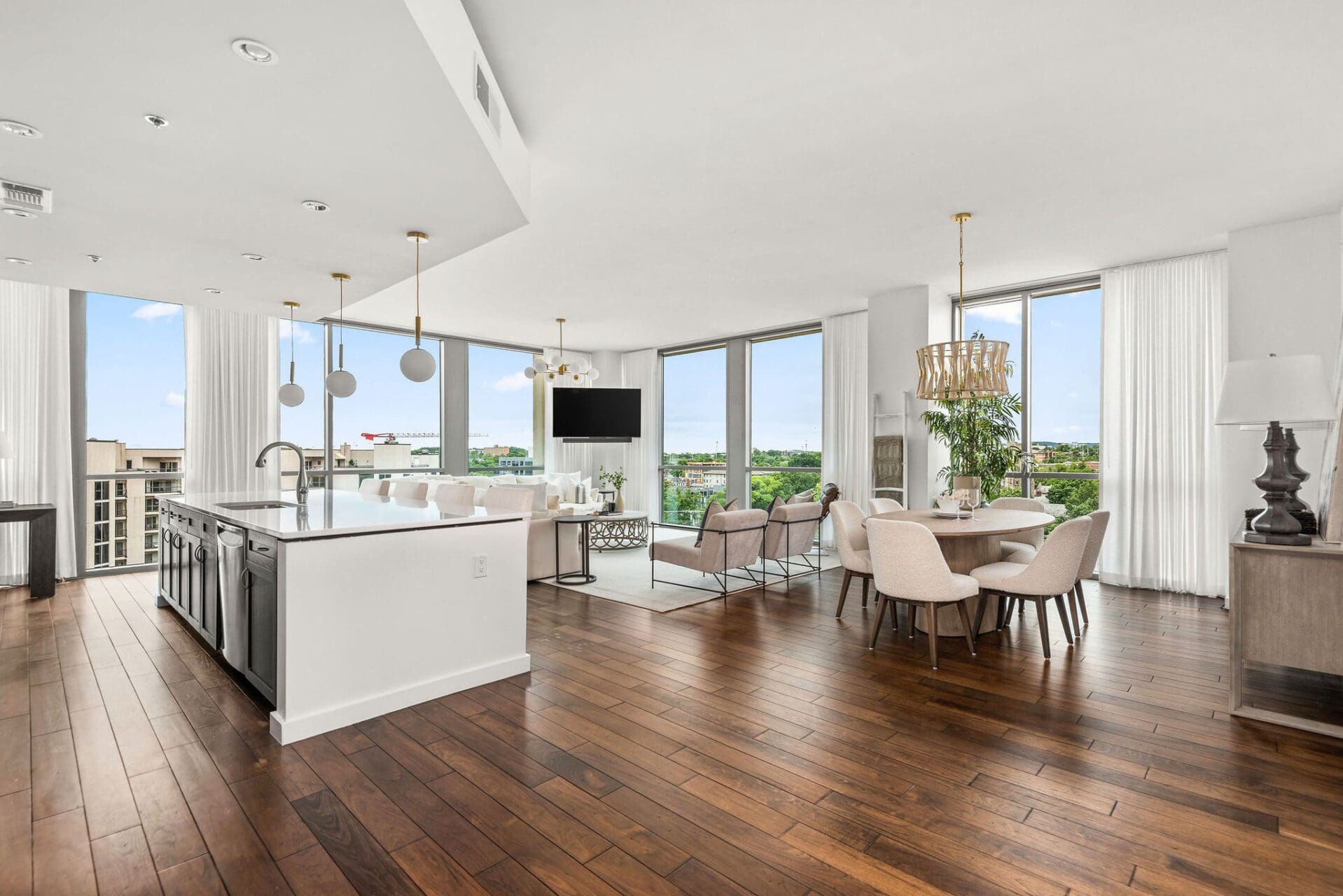 Modern open-concept kitchen and dining area.