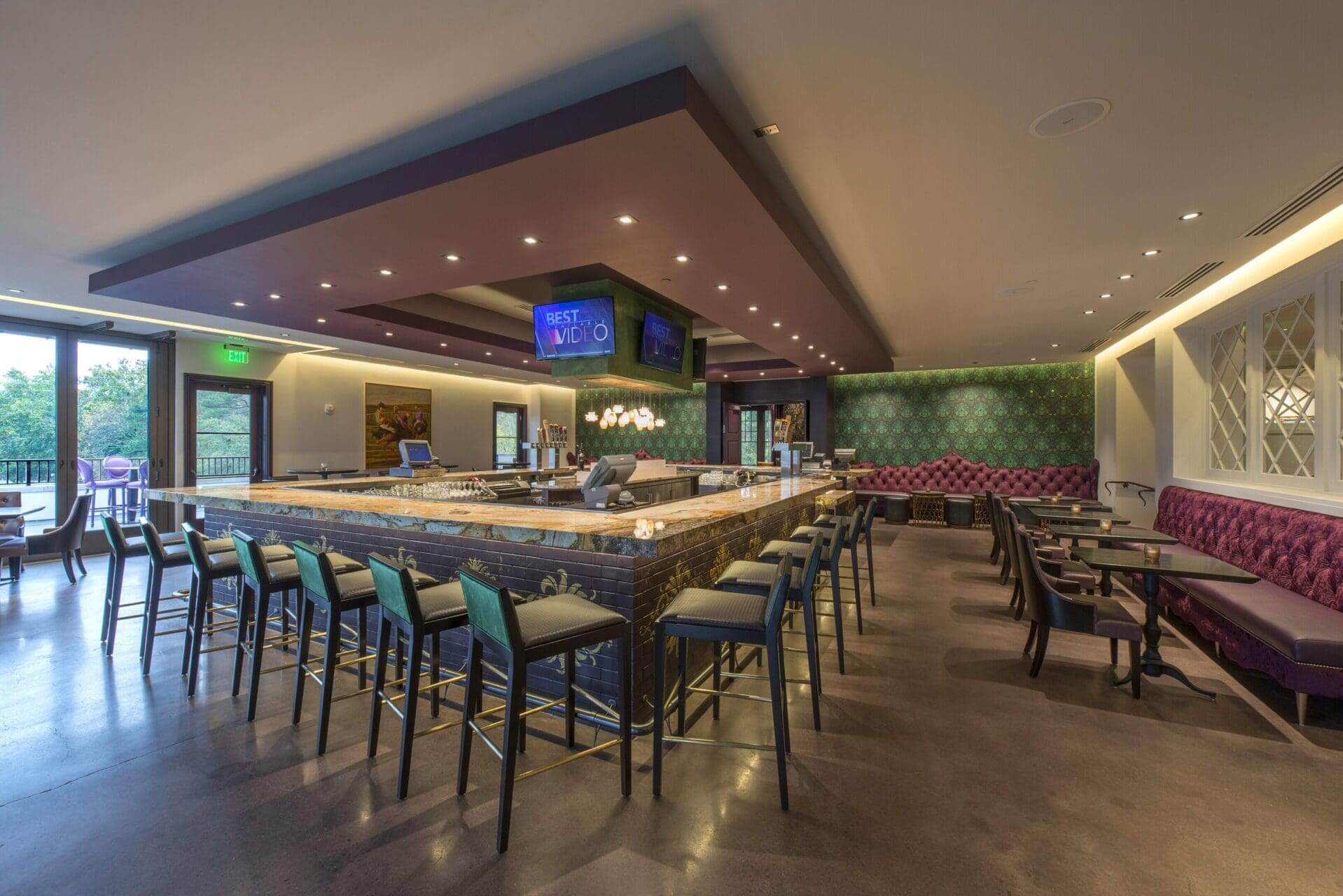 Modern hotel bar with central square counter